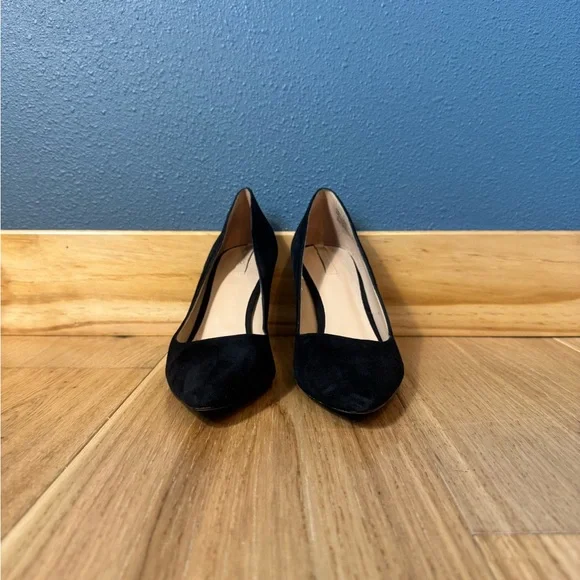 Aldo Classic Black Suede 3.5” Heel Pumps size 8.5 - Picture 3 of 8